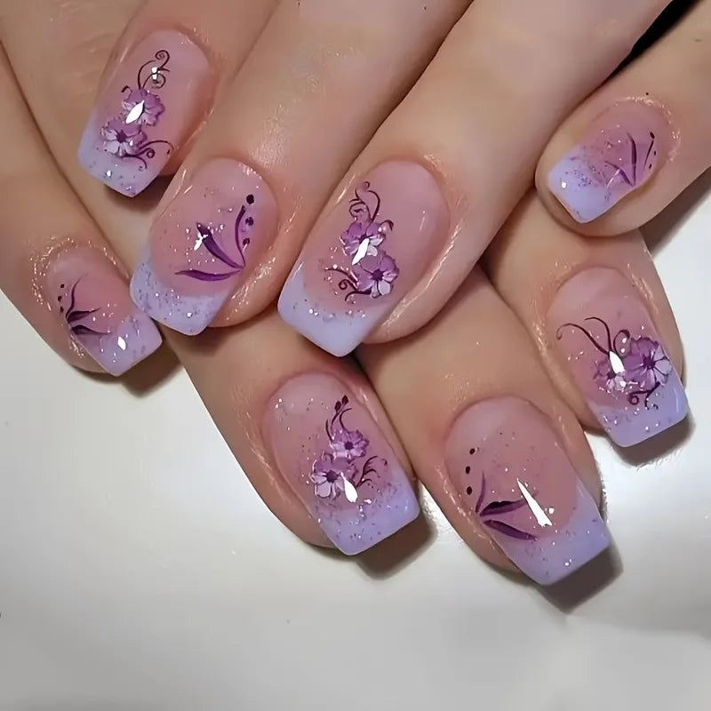 24Pcs White Fashion Short Square Press on Nails Wearable with French Ink Wash Fresh Nails Set Chinese Style False Nail Tips Art