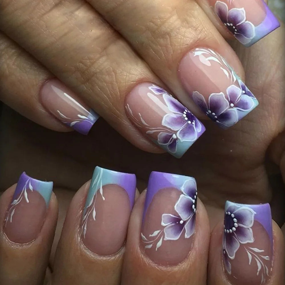 24Pcs White Fashion Short Square Press on Nails Wearable with French Ink Wash Fresh Nails Set Chinese Style False Nail Tips Art